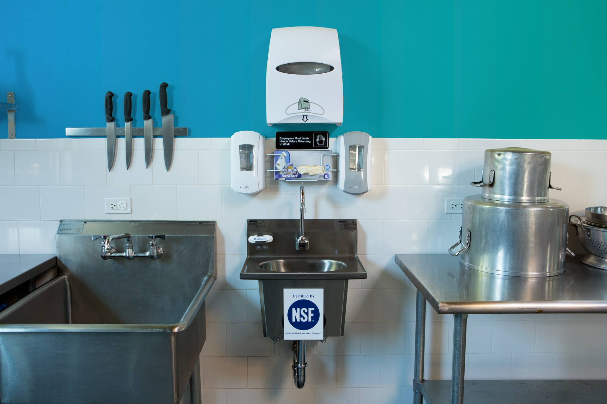 HandwashingforLife® HFL5000 Handwash Station